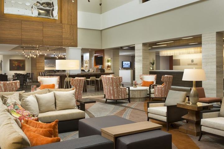 hospitality sonesta lobby