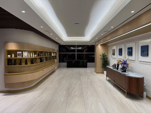 jfk airport credenza
